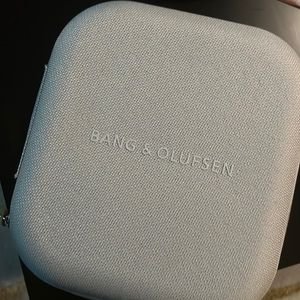 BANG & OLUFSEN Beoplay HX Headphones Noise Cancelling